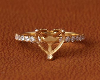 14k Yellow Gold Heart Semi-Mount Ring, Lab-Grown Diamond Halo, Art Deco Style