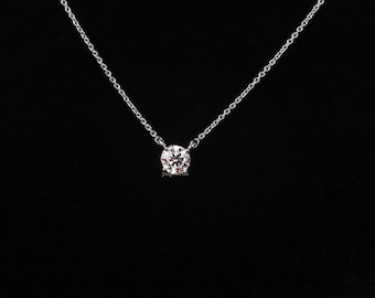 Ciondolo con diamante da laboratorio taglio rotondo: solitario in oro