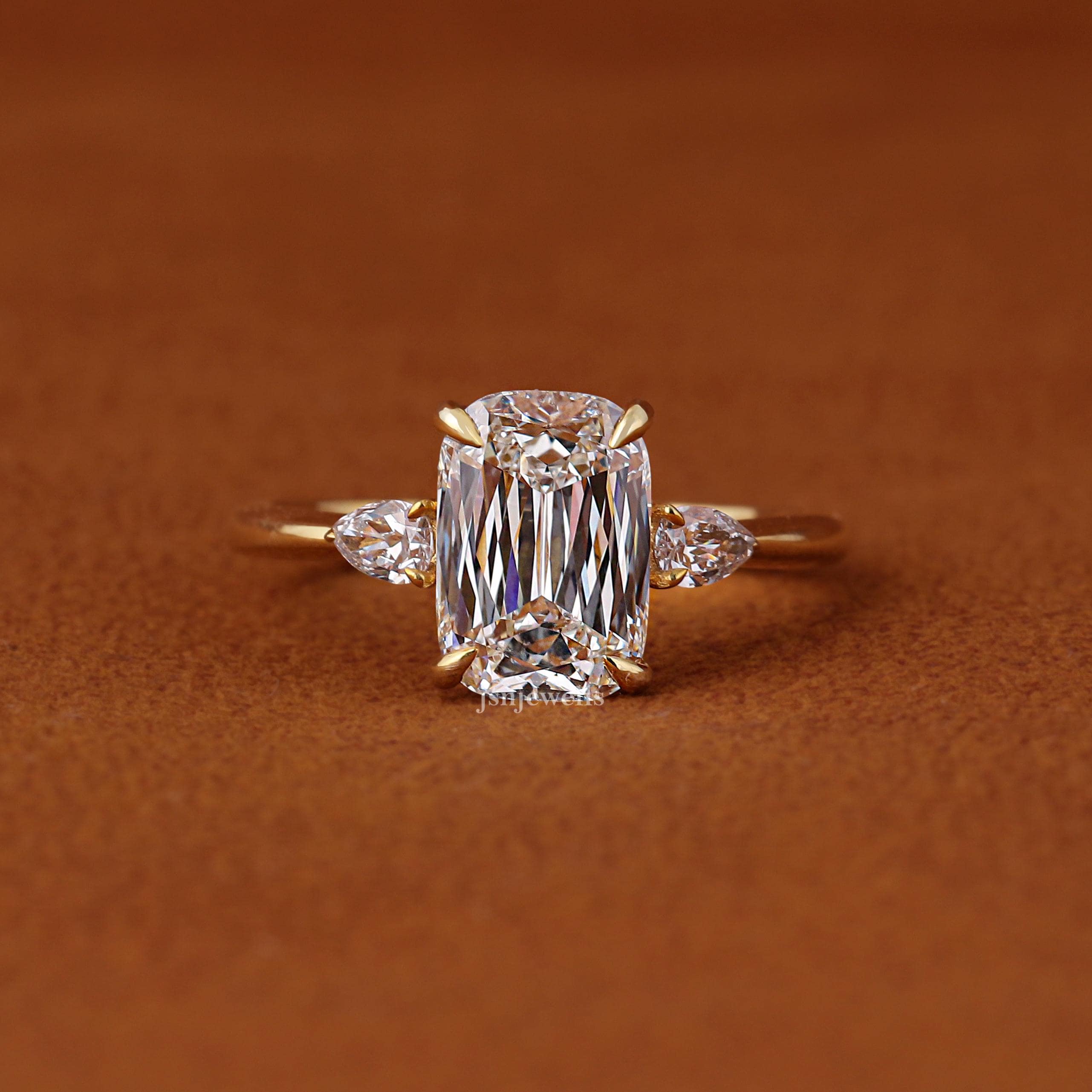 Ashoka cut diamond engagement rings - Etsy 日本