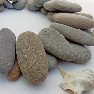 Long Sea pebbles. Elongated Flat Beach Stones 45-65 mm (1.7-2.5") 25 pcs. Decorative craft supply Aquarium decoration DIY Craft Art Lot Bulk