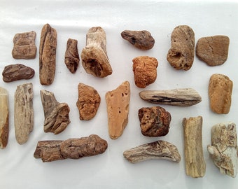 Driftwood chunks 48-114 mm (1.8&quot;-4.4&quot;) 21 pcs. Large pieces of flow wood. Rustic wedding decor, table, garden, flower decoration.