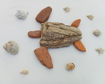 Driftwood trutle. Driftwood home decor. Driftwood wall art. Natural wall hanging. Turtle decor.