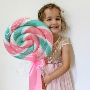 Giant fake lollipop Candy land prop / Lollipop props / Candy shop prop / Candyland Decoration / Party decor / Candy props Giant lolly Pink&mint