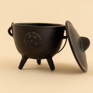 Cast Iron Pentagram Cauldron - perfect for potion play