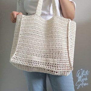 Crochet Shopper Tote Bag,  boho bag, market bag, handbag, crochet beach bag, modern crochet gift bag