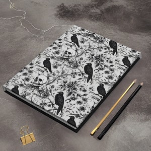 Raben Schädel Garten Notizbuch: Hardcover liniert oder blank, Monochromes Makabre Journal, Gothic Briefpapier, Romantisches Goth Journal