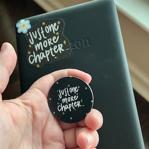 Just One More Chapter Book Reading Bookish Botanical Purple PopSockets PopGrip Pour MagSafe