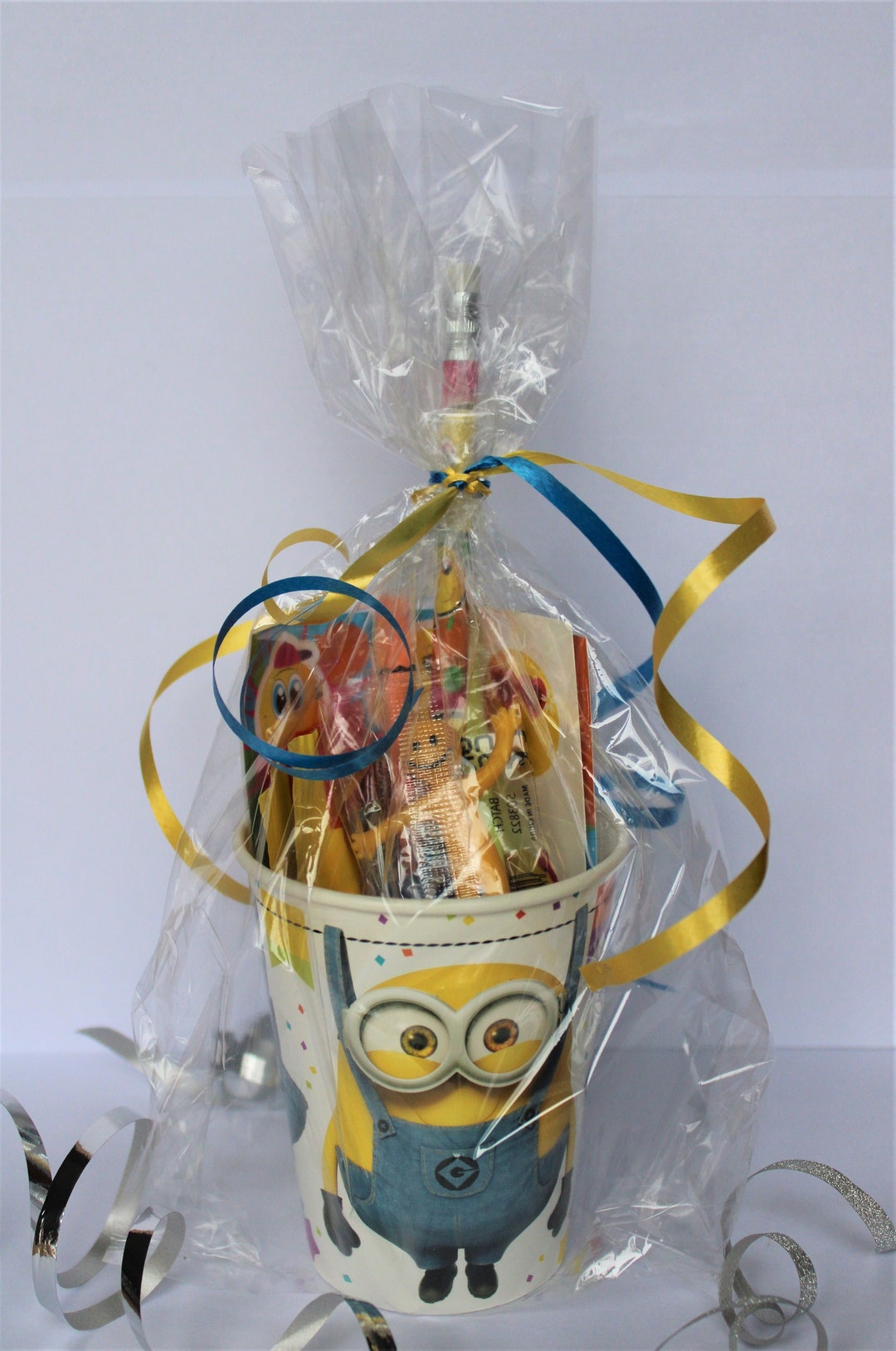 Minions Prefilled Paper Party Cup - Great Alternative Party Bag/favours ...