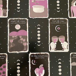 Tarotdeck: Moon Manifesting Tarot door Kyra Howearth. Kaartspel met 82 kaarten, gids, doos. afbeelding 3