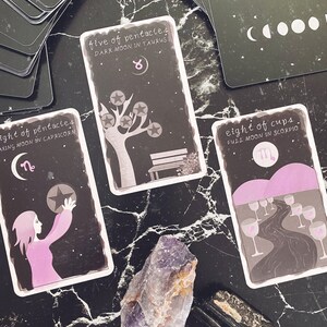 Tarotdeck: Moon Manifesting Tarot door Kyra Howearth. Kaartspel met 82 kaarten, gids, doos. afbeelding 5