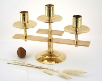 デンマーク製真鍮キャンドルホルダー – DanPresent Ltd. 1960年代のモダニストデザイン