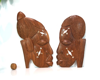 ヴィンテージアフリカンカップルウォールプレート - 手彫りのハードウッドラバー、トライバルアート装飾