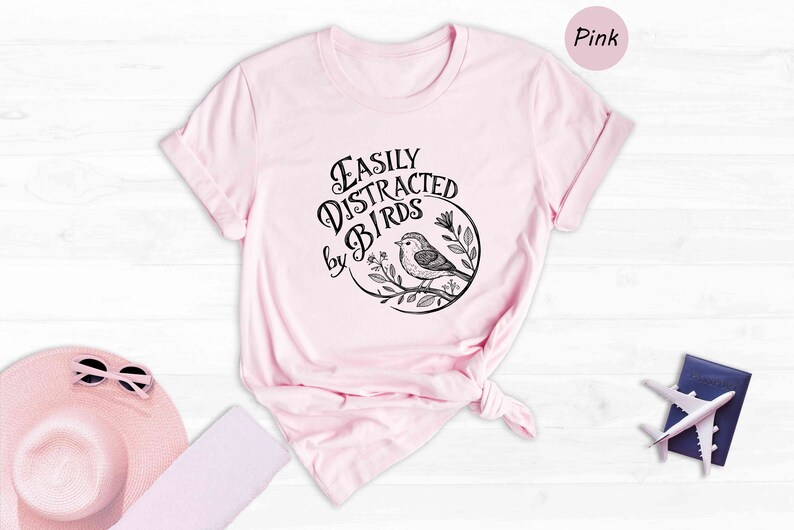 Easily Distracted By Birds Shirt, Bird Lover Tee immagine 2