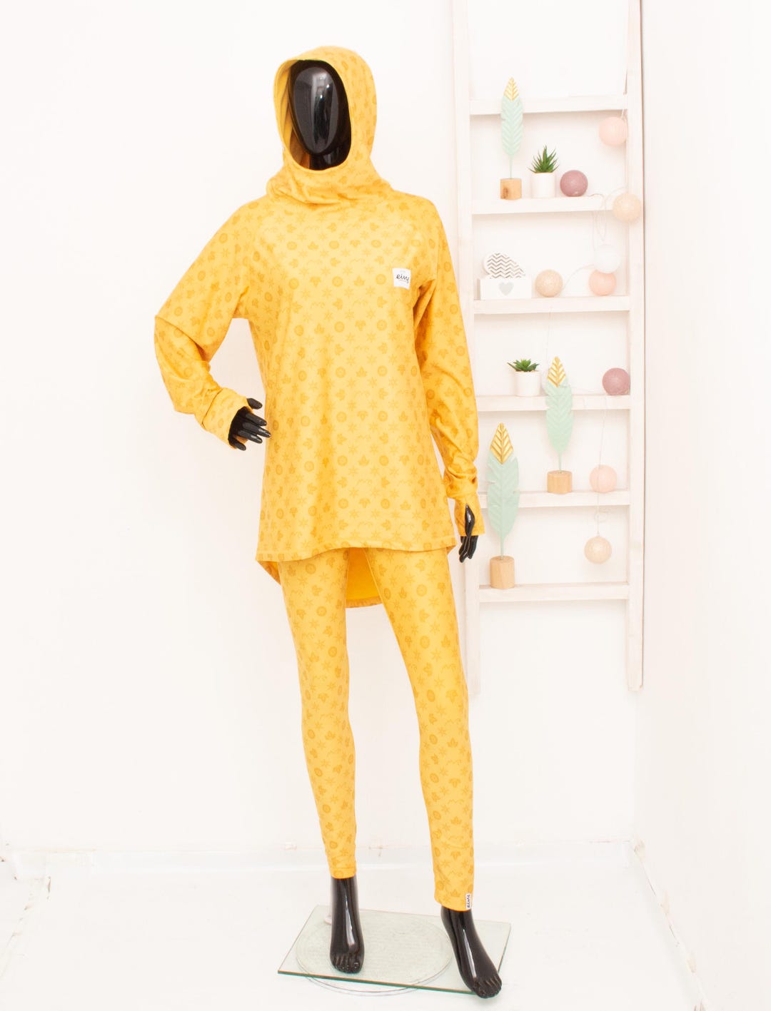 eivy-icecold-base-layer-set-hooded-top-and-leggings-thermal-monogram