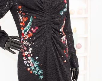karen millen lace embroidered dress KAREN MILLEN Cutwork Floral Lace Mini Dress
