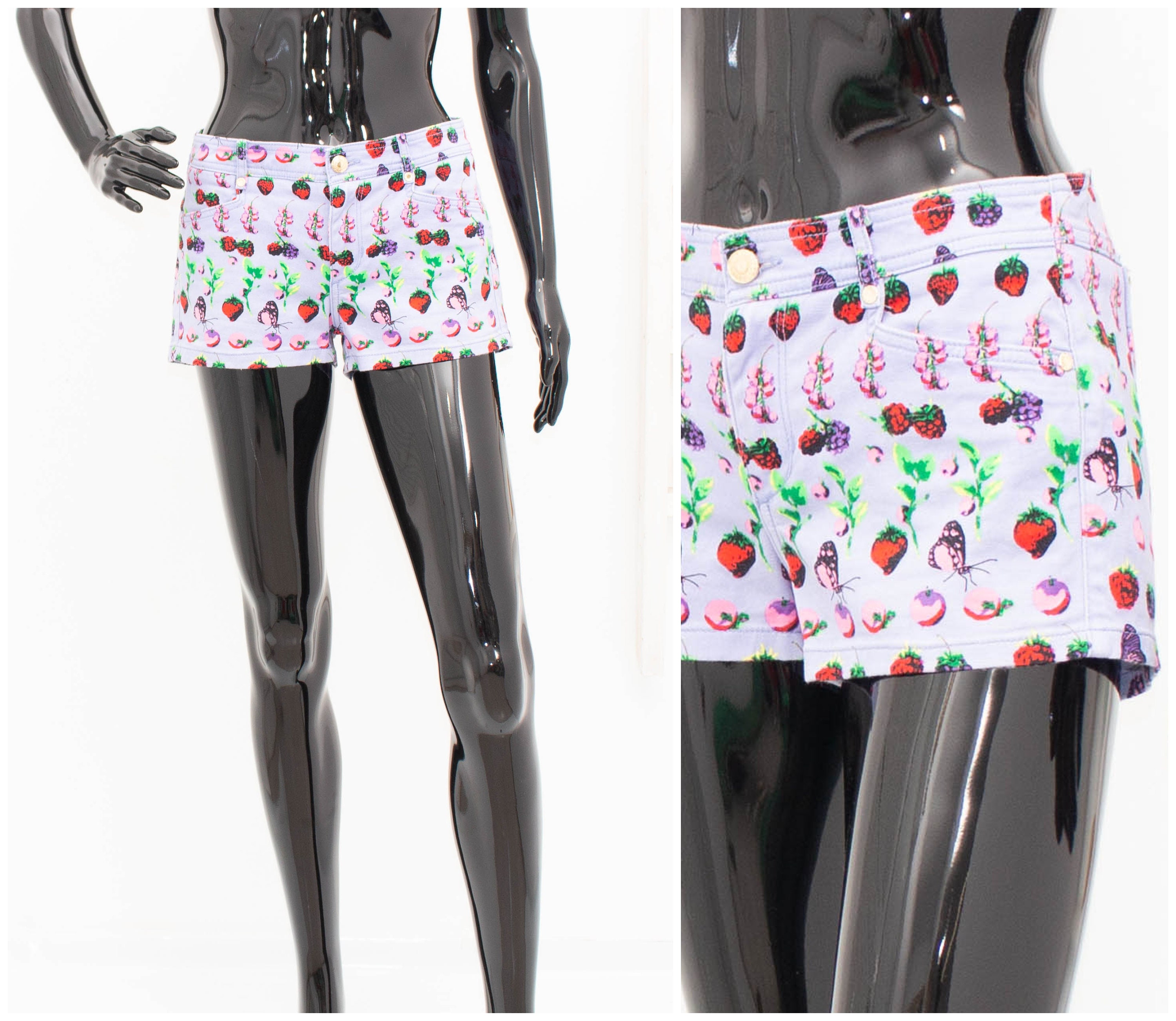 【関税＆送料込み】Versace 'Strawberry Garden' Shorts Versace strawberry Garden Shorts - BeyondStyle
