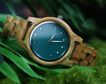 Montre en bois pour femme gravée, cadeau personnalisé pour elle, cadeau attentionné pour la fête des mères, cadeaux d'anniversaire pour ma femme