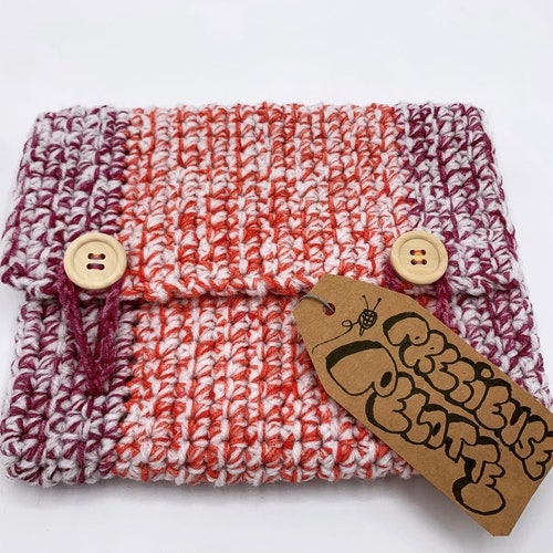 Multi-colored button shops pouch