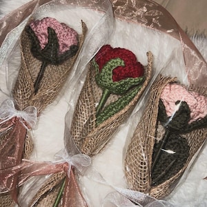 Crochet Rose Bouquet