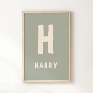 Póster con nombre para decoración de pared de habitación de niño, impresión personalizada con nombre de niño, monograma con letra inicial y color de fondo personalizado, nombre para decoración de guardería.