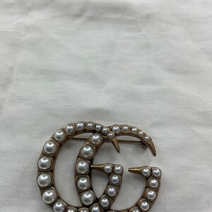 Vintage Gucci Go d Pearl Brooch With Giftbag Etsy