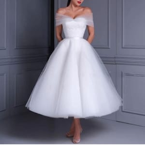 A Short Wedding Dresses 2022 Off The Shoulder Lace Tea Length Elegant Outdoor Bridal Gowns 2023