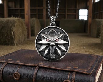 Médaillon loup sorceleur en argent sterling | Collier viking fait main