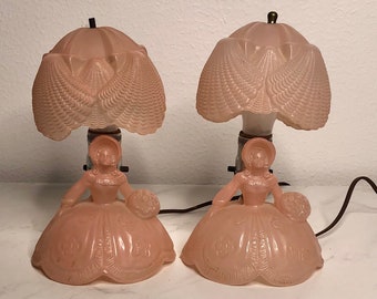 Pair of Vintage Pink Southern Belle Lamps. Beautiful Pair of Pink 1940's Era L.E. Smith Depression Glass Boudoir Lamps.