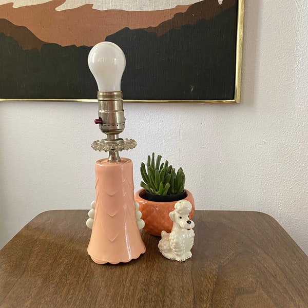 Small Table Side Lamp Pink and White with Beautiful Details. Vintage MCM Home Decor. Night Stand / Side Table Lamp. Girls Room Decor.