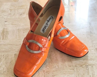 Vintage Mod Coup d'Etat Orange Pumps with Chunky Heel