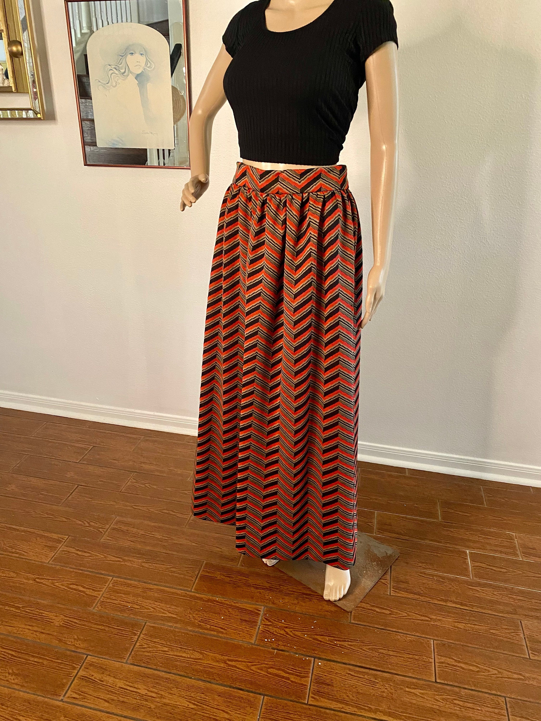 Burgundy skirt 9mm hotsell