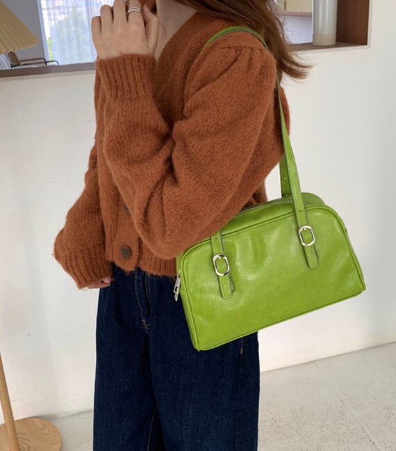 Small casual shop purse