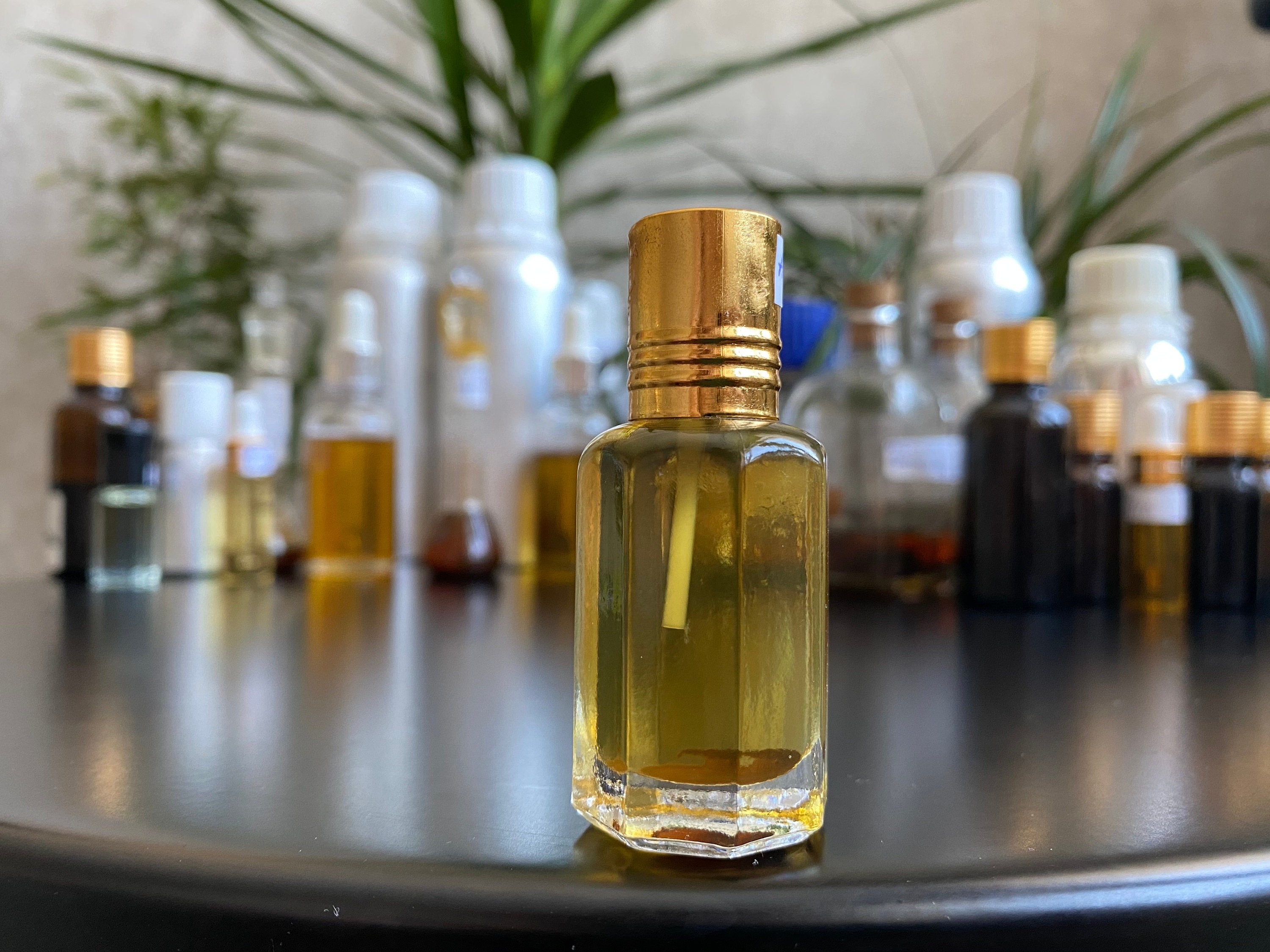 Lasa Aromatics Natural Perfume Oil Amber Fragrance 100% Pure and Natural -  10ml