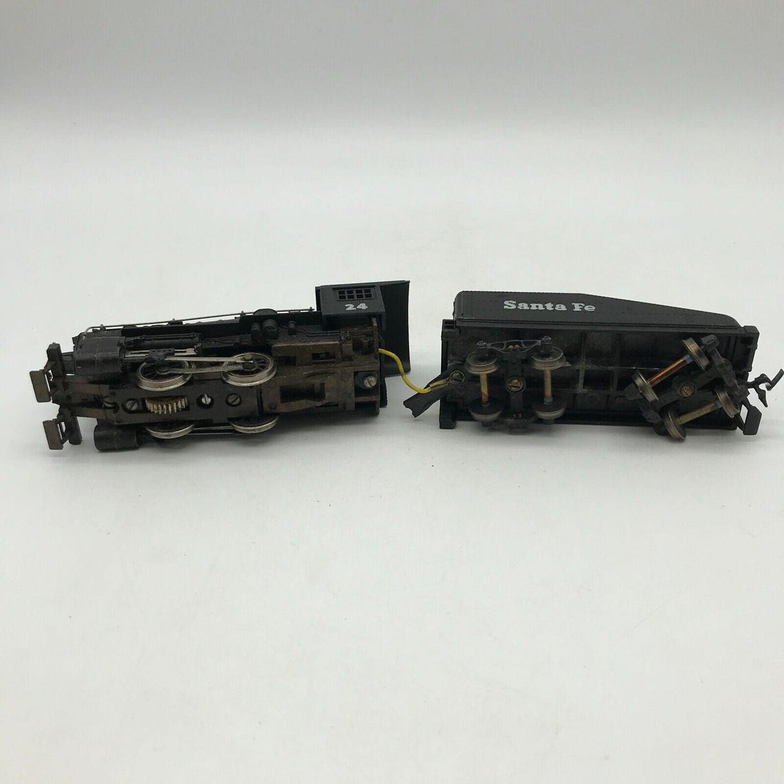 Tyco Mantua HO Scale #24 Santa Fe 040 Steam Locomotive With Slopeback ...