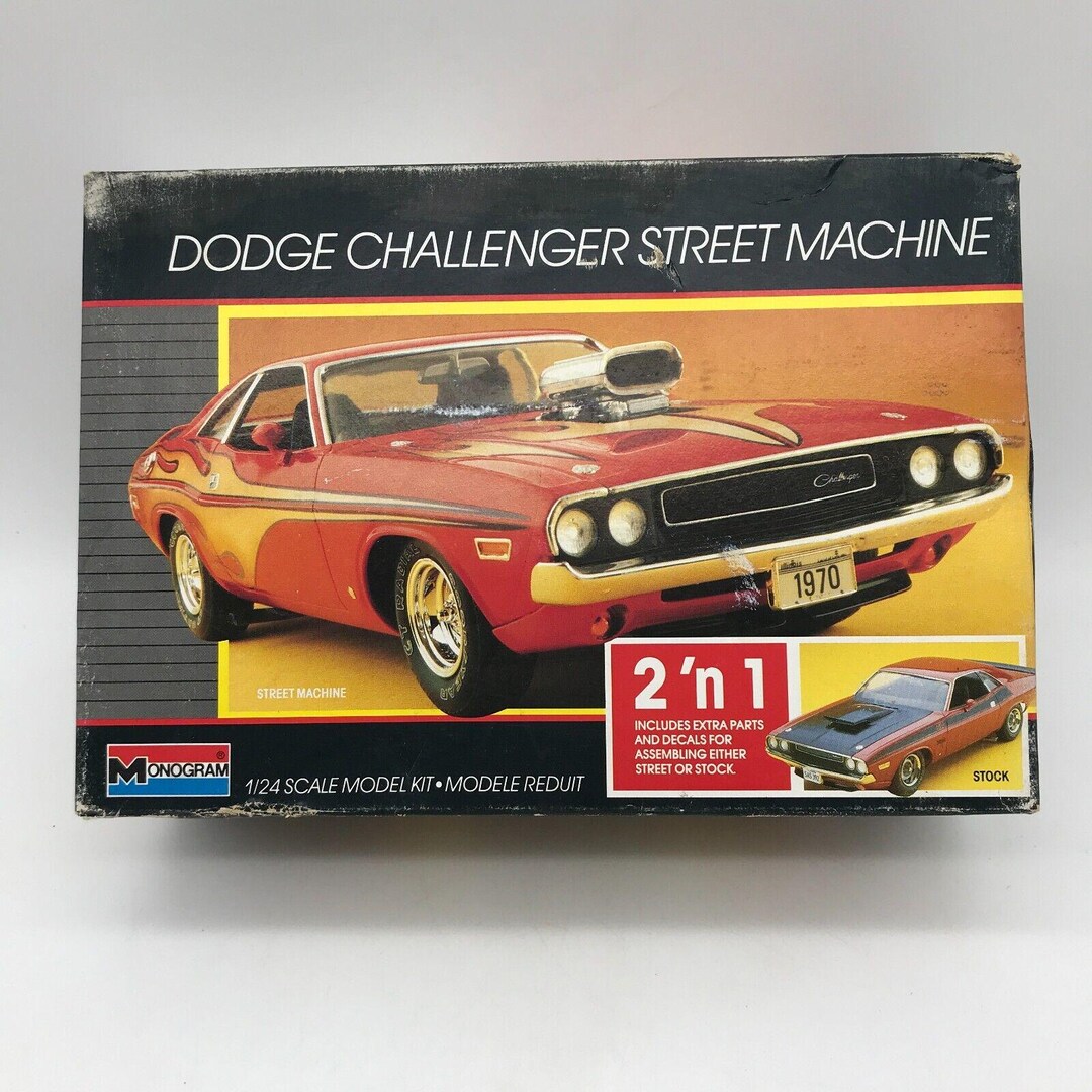Revell (Monogram) 1970 Dodge Challenger T/A, Stock or Street Machine
