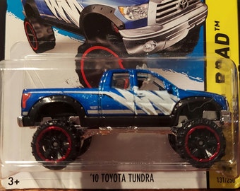 Hot Wheels '10 Toyota TUNDRA - Blue - NIP - 2013