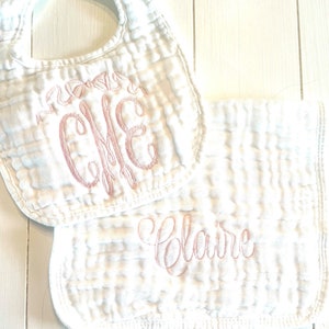 Monogrammed and Personalized Baby Soft Muslin Bib and Burp Cloth, Perfect Baby Shower Gift FREE SHIPPING