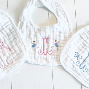 Monogrammed and Personalized Baby Soft Muslin Bib and Burp Cloth, Perfect Baby Shower Gift FREE SHIPPING