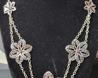Filigree Flower Necklace