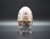 Vintage Porcelain Box egg shaped Jewelry box. 1950s