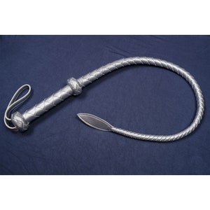 Dragon Tail Whip/Single Tail Whip/Short Bullwhip/BDSM Bull Whip/Mini Snake Whip/BDSM Whips/Leather Whip Spanking/Impact Play Whip Mature Silver