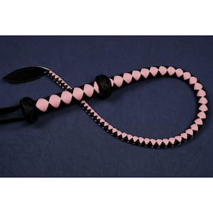 Dragon Tail Whip/Single Tail Whip/Short Bullwhip/BDSM Bull Whip/Mini Snake Whip/BDSM Whips/Leather Whip Spanking/Impact Play Whip Mature Black & Pink