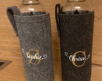 Personalized glass drinking bottle with felt cover