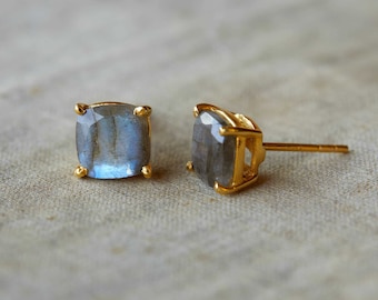 Boucles d'oreilles véritables émeraude et diamants en or blanc 14