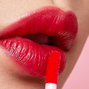 Vamp Red Lip & Cheek Tint
