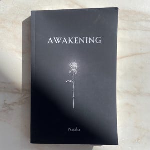 Przebudzenie: Książka poezji duchowej, głęboka medytacyjna refleksyjna poezja i proza, pełne miłości i podnoszące na duchu wskazówki dotyczące duchowej podróży