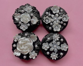 Single Black White Floral Flower Decoden Popsocket Phone Grip