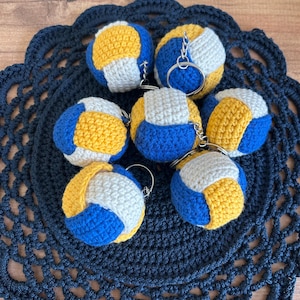 Handmade Crochet Volleyball Keychain, Sports Lover Gift, Housewarming Gift, Keyring for Volleyball Fans, Cute Bag Charm Accessory