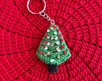 Festive Crochet Christmas Tree Keychain - Handmade Holiday Charm, Perfect Gift for Christmas Enthusiasts & Seasonal Accessory Lovers