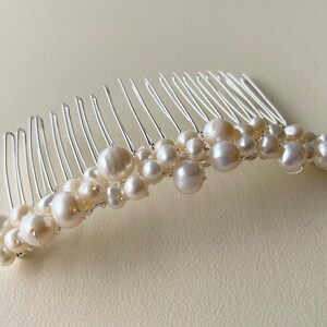 Freshwater pearl hair piece, bridal hair comb, silver wedding headpiece, hair accessory for bride image 2
